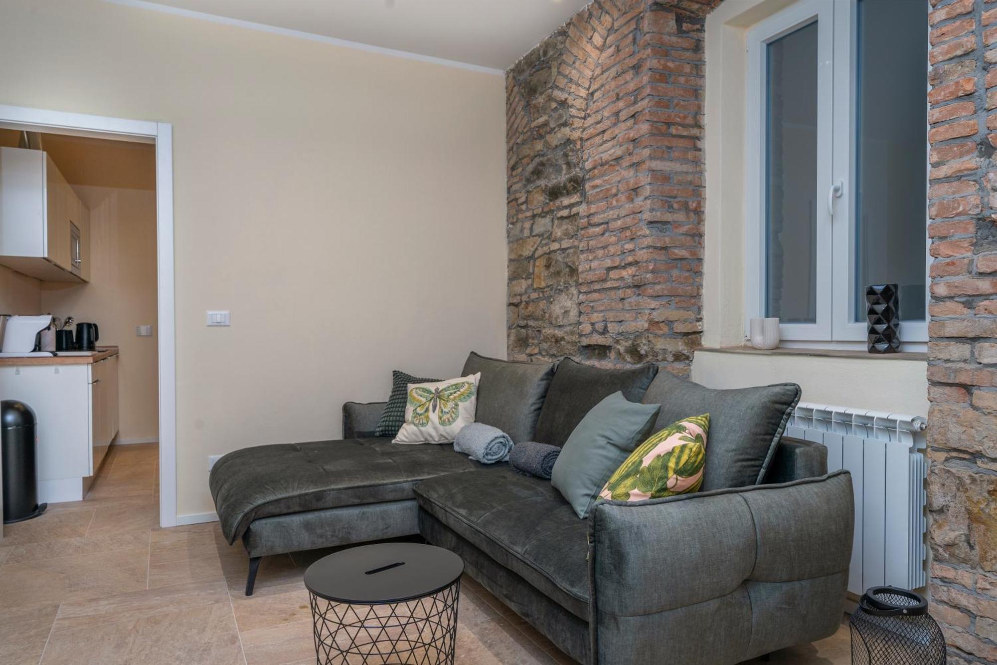 Urban Oasis Apartment Trieste